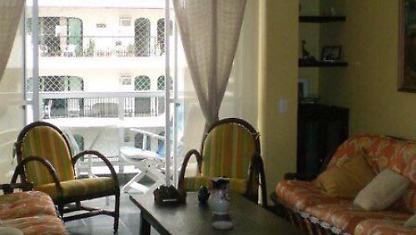 Apartamento para alugar em Guaruj&aacute;